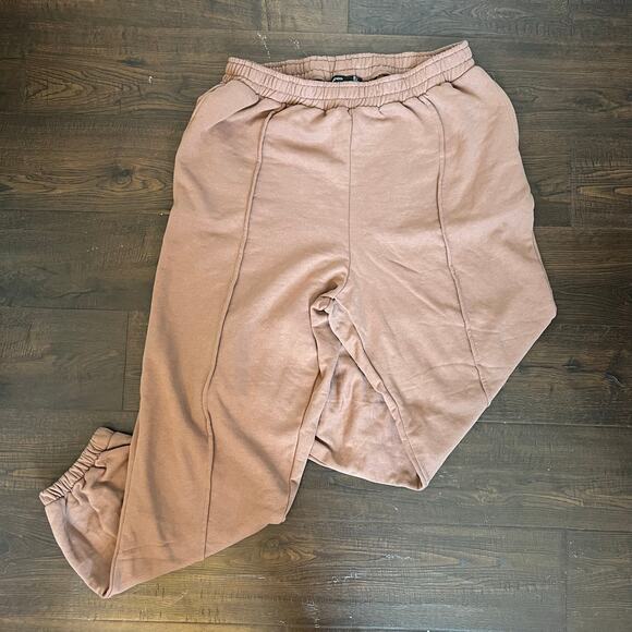 Boohoo Tan Sweatshirt & Sweatpants Set - Picture 5 of 8